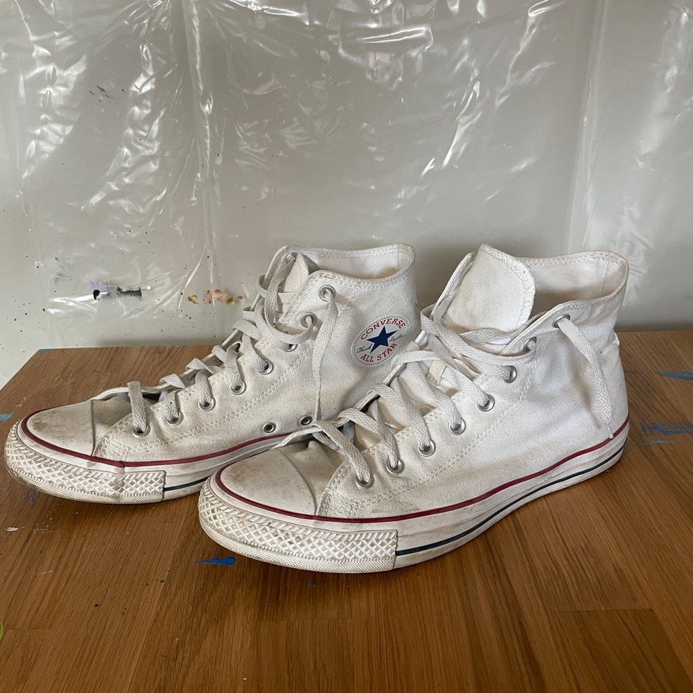 Men’s white high top converse